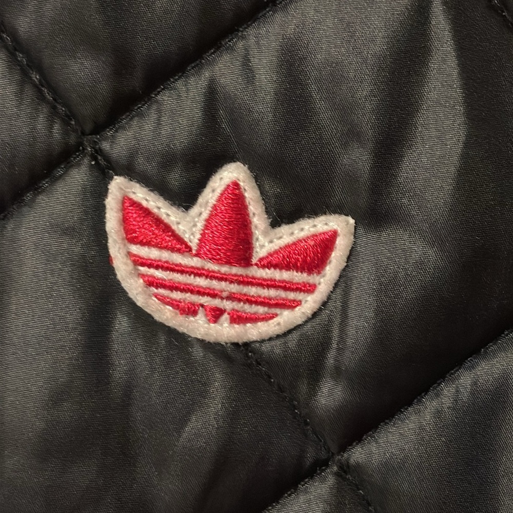 adidas Kids Black Quilted Puffer Jacket - Picture 6 of 16
